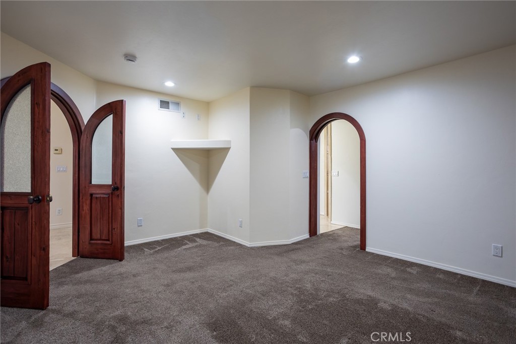 6378 East Avenue Property Photo 16