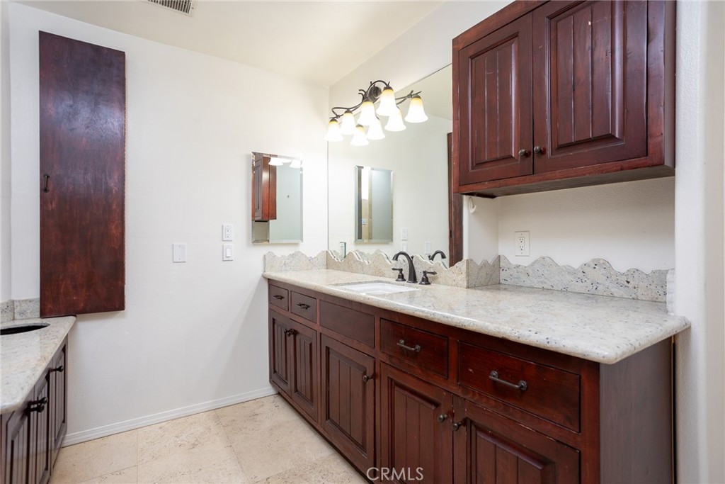 6378 East Avenue Property Photo 17