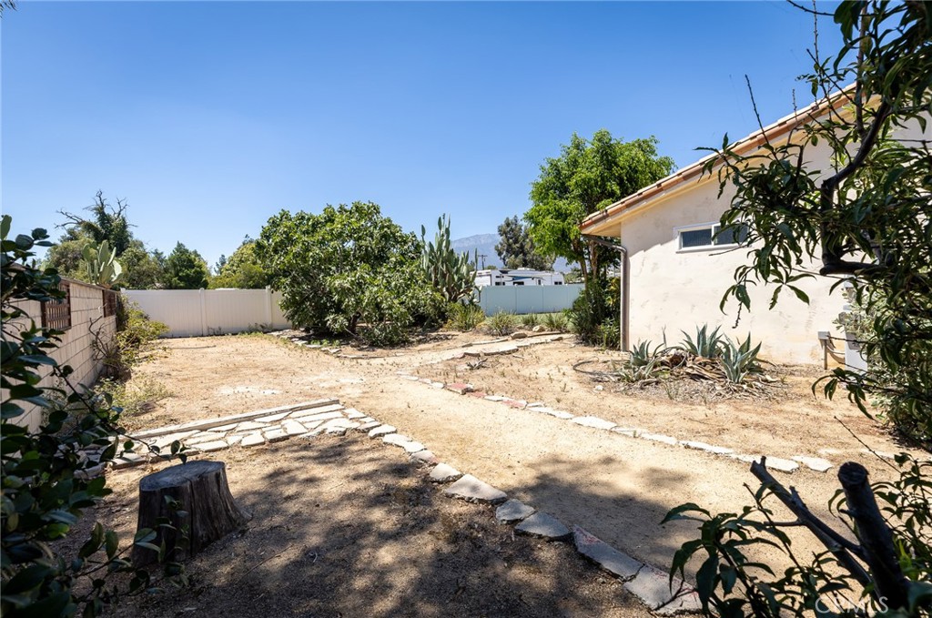 6378 East Avenue Property Photo 26