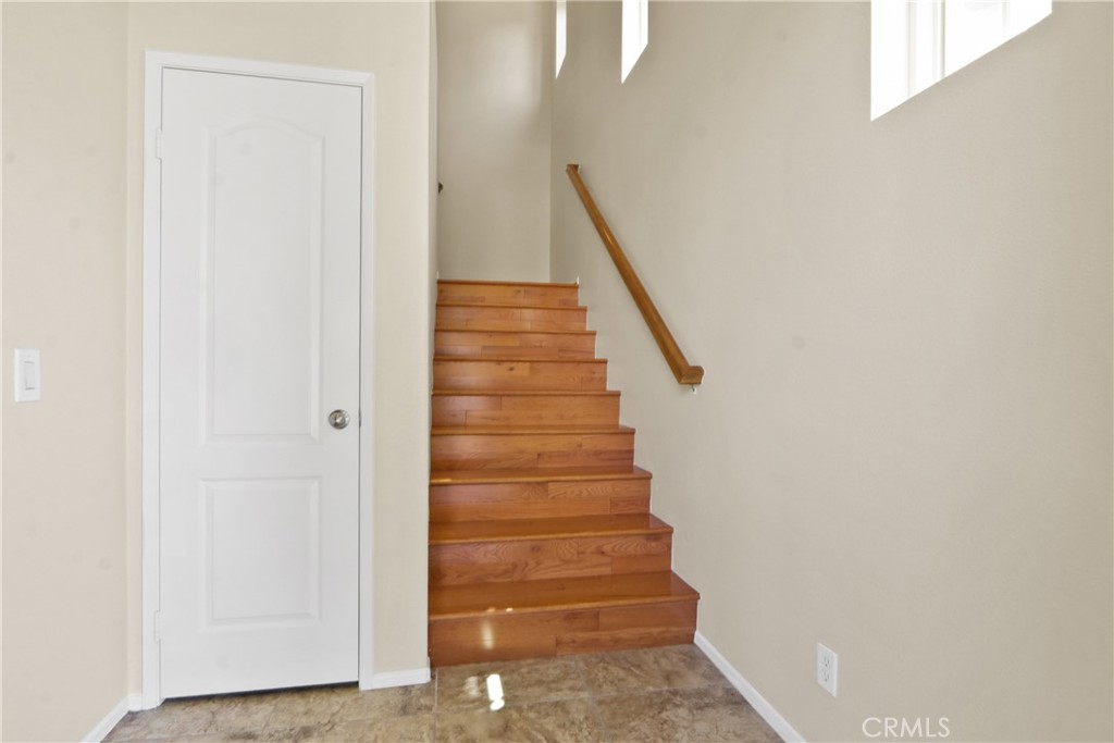 8541 Oak Barrel Place 3 Property Photo 3