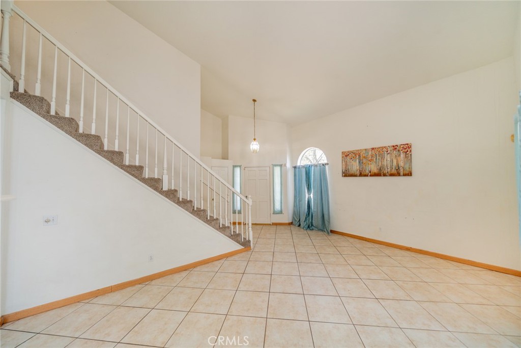 27495 Silverberry Property Photo 8