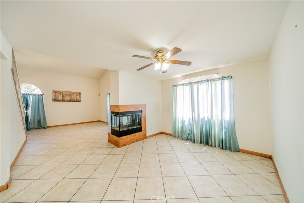 27495 Silverberry Property Photo 12