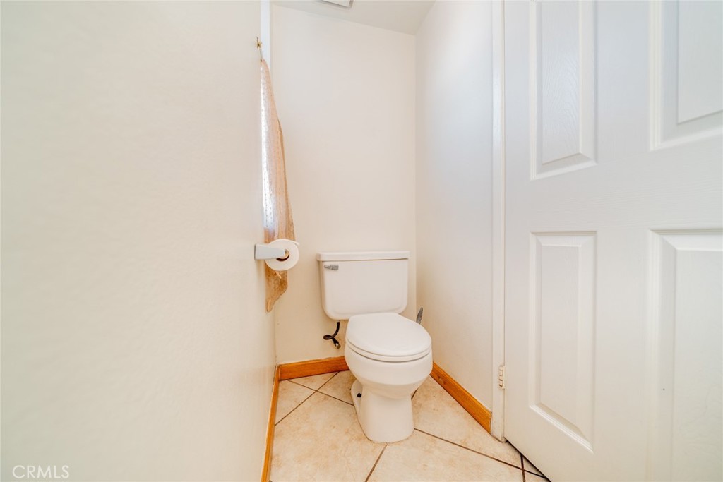 27495 Silverberry Property Photo 18