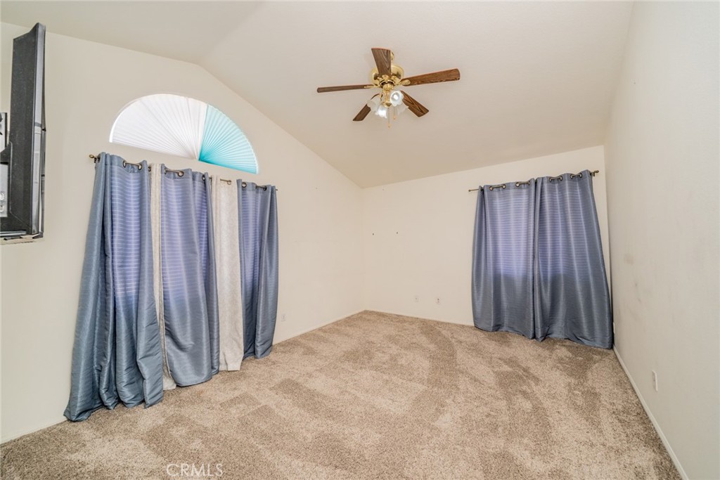 27495 Silverberry Property Photo 25