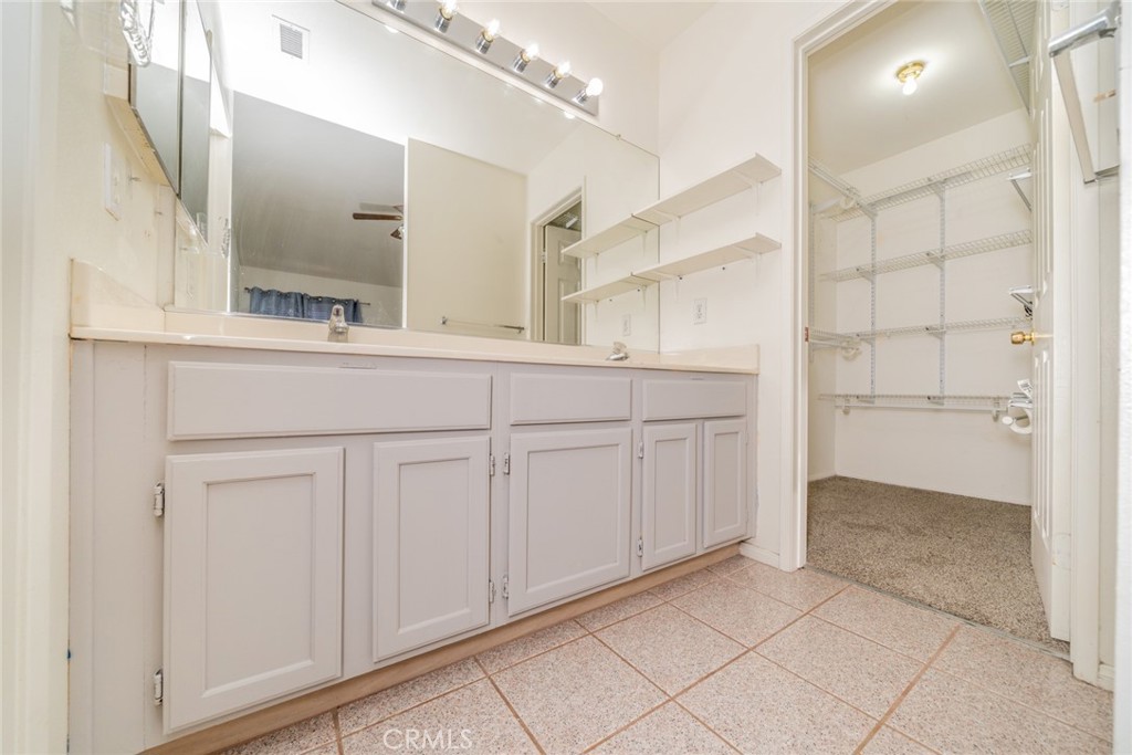 27495 Silverberry Property Photo 28