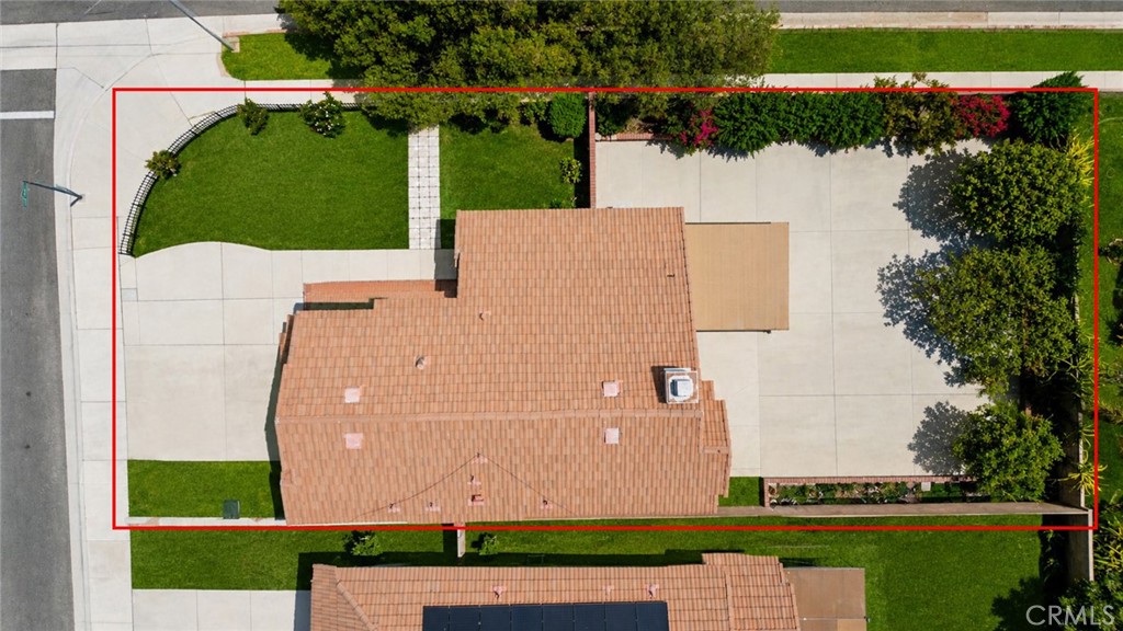 27495 Silverberry Property Photo 44