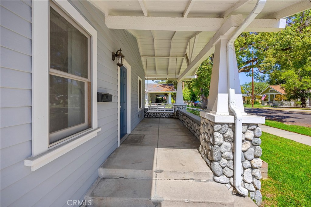 2356 2358 5th Street Property Photo 4