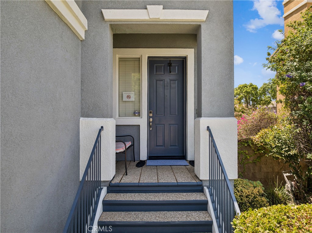 5848 Pine Valley Drive Property Photo 4
