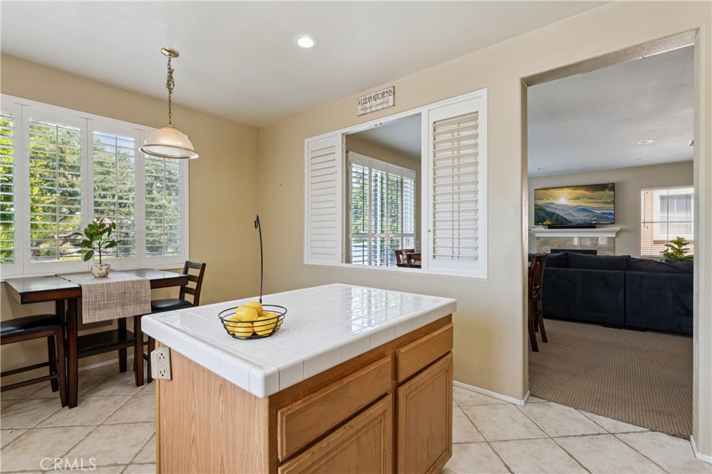 5848 Pine Valley Drive Property Photo 9