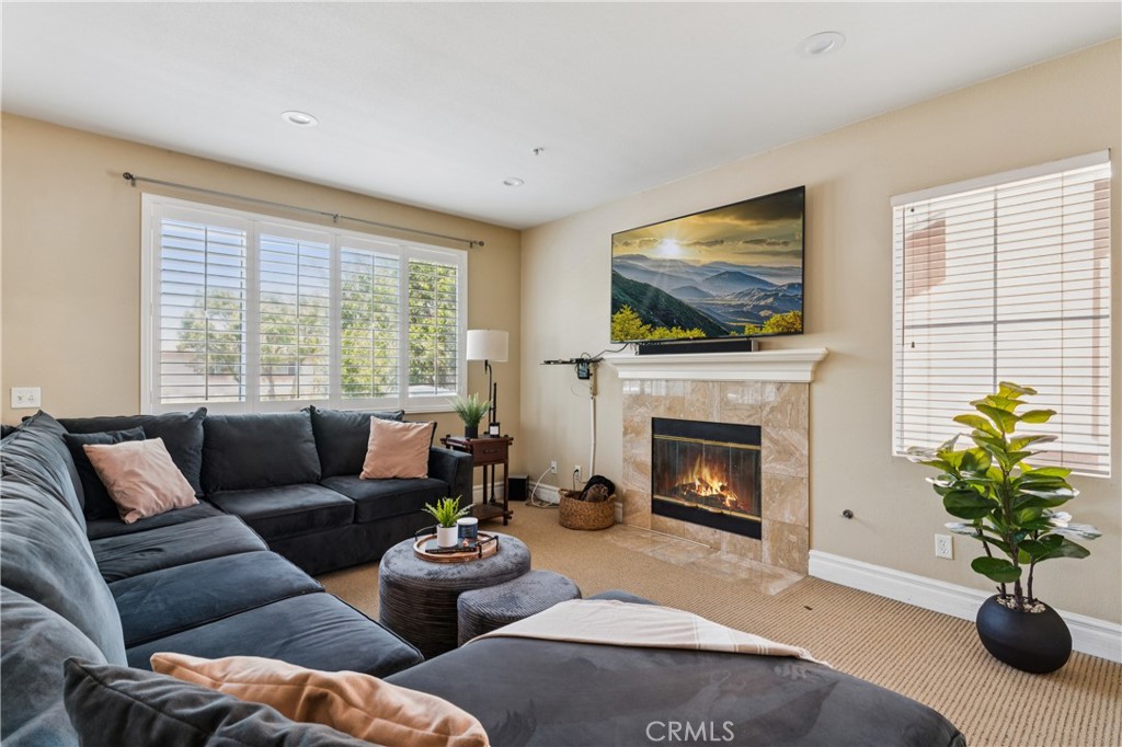 5848 Pine Valley Drive Property Photo 14