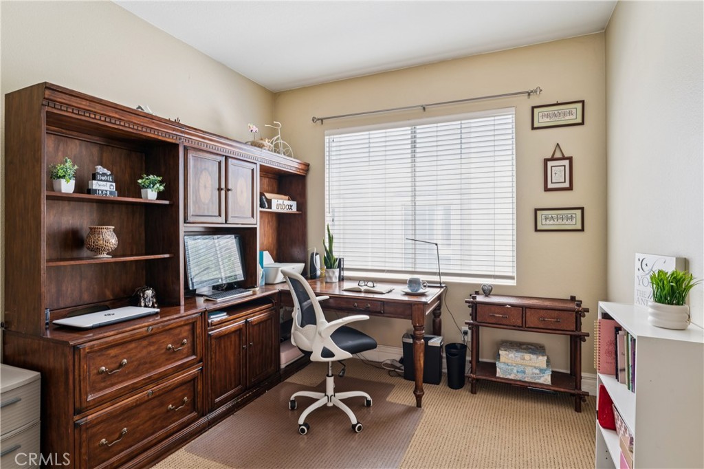 5848 Pine Valley Drive Property Photo 18