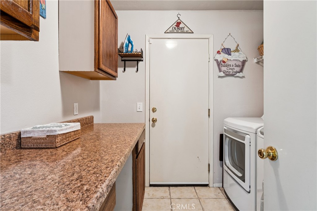 5848 Pine Valley Drive Property Photo 28