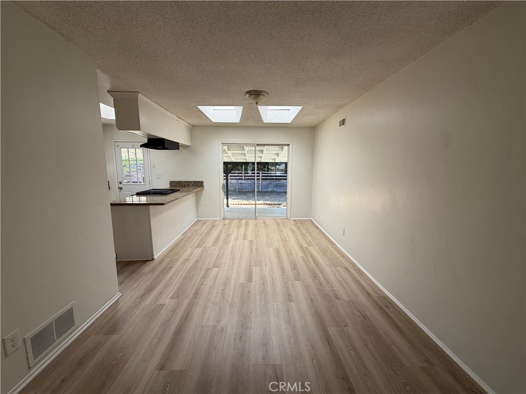2204 Calle Tortuosa Property Photo 10