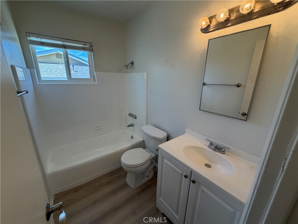 2204 Calle Tortuosa Property Photo 23