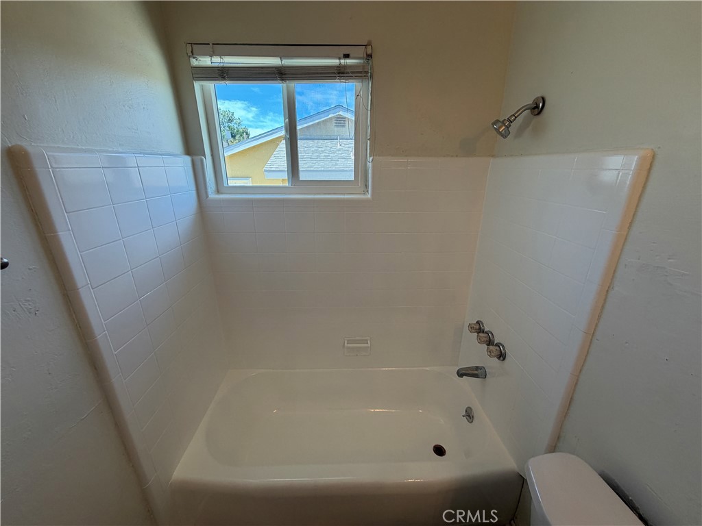 2204 Calle Tortuosa Property Photo 25