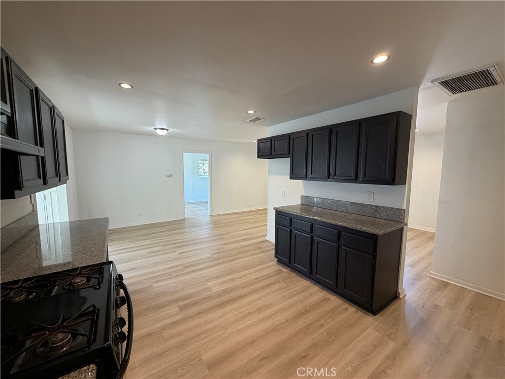 3351 Amhurst Drive Property Photo 12