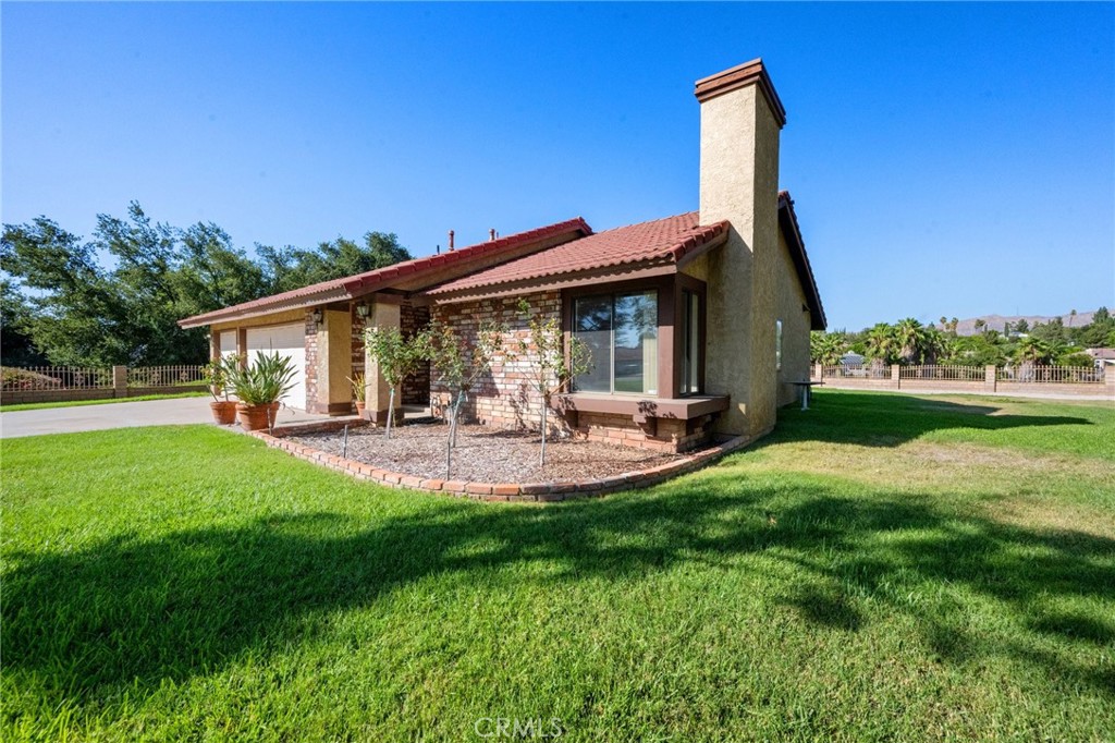 6304 Glen Aire Avenue Property Photo 6