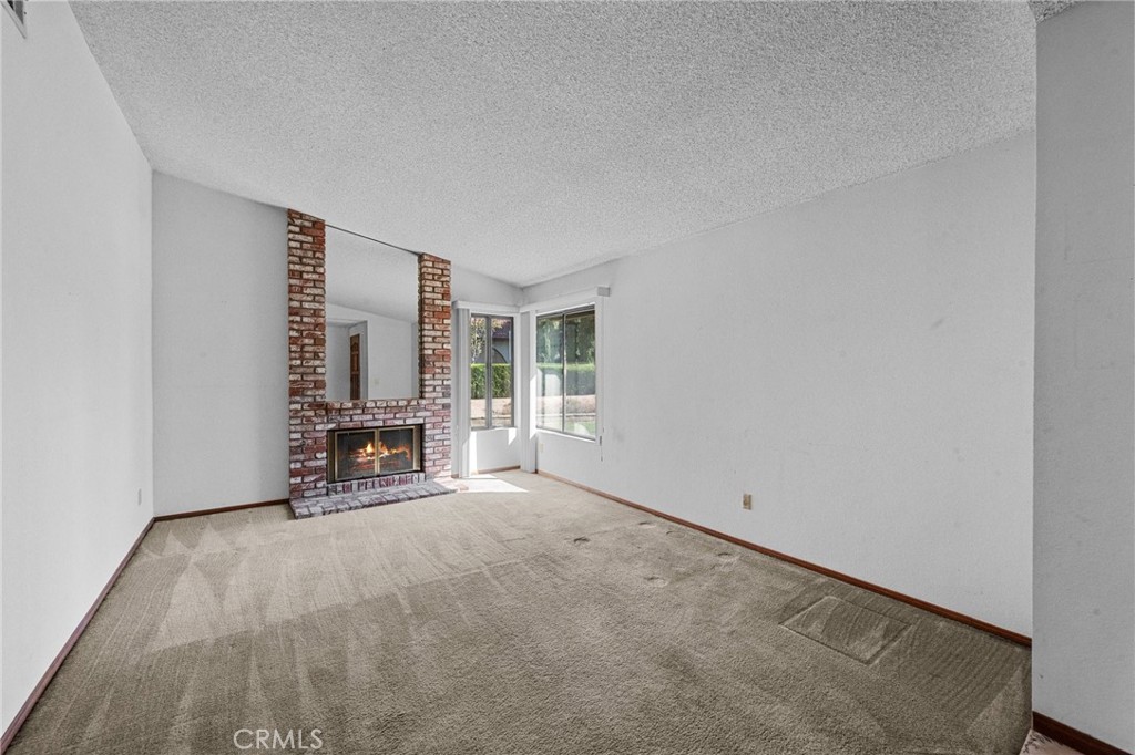 6304 Glen Aire Avenue Property Photo 15