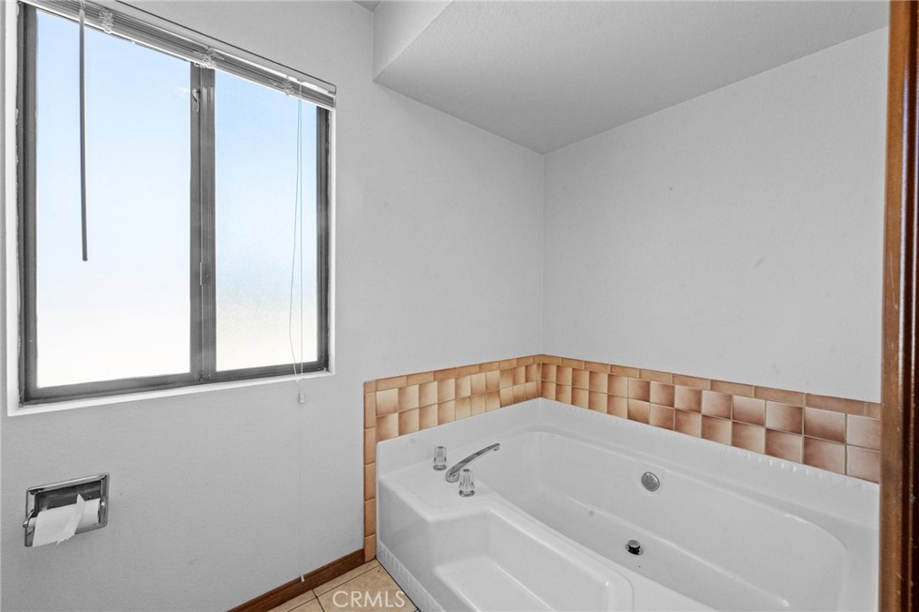 6304 Glen Aire Avenue Property Photo 38