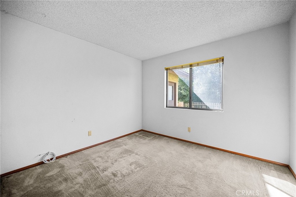 6304 Glen Aire Avenue Property Photo 43