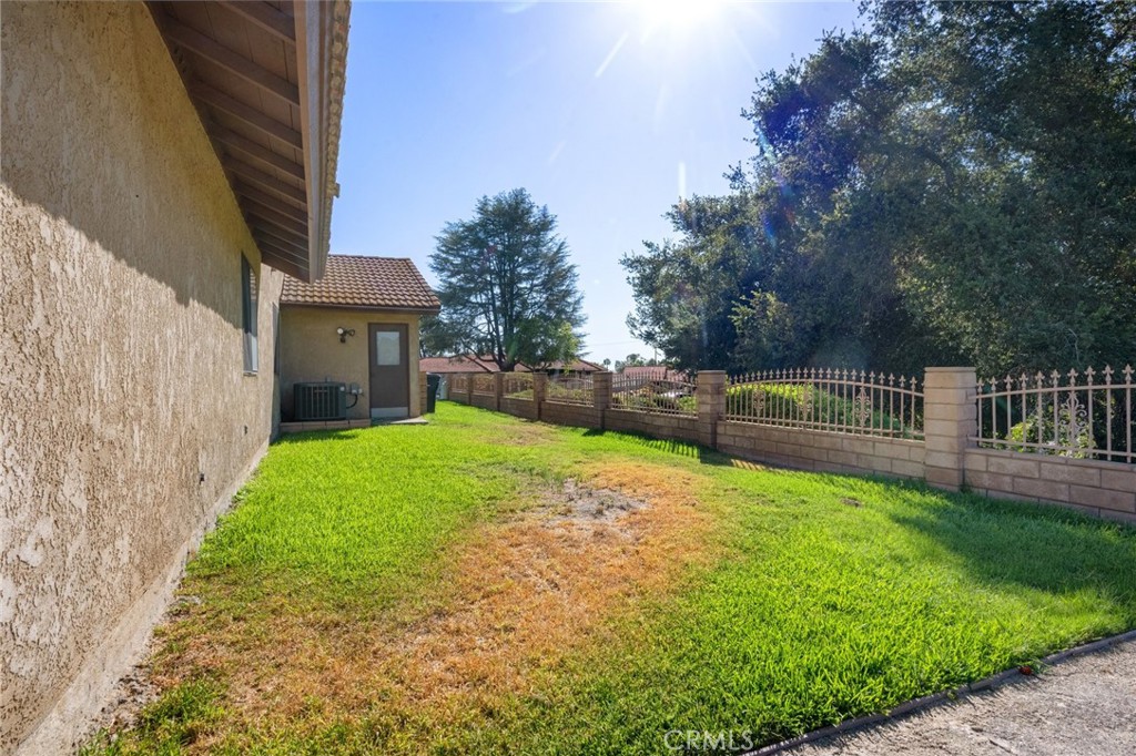 6304 Glen Aire Avenue Property Photo 54