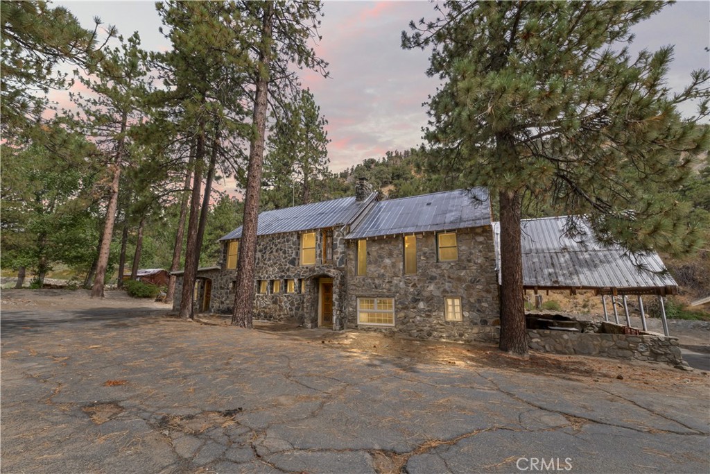 1576 State Highway 2 Property Photo 2