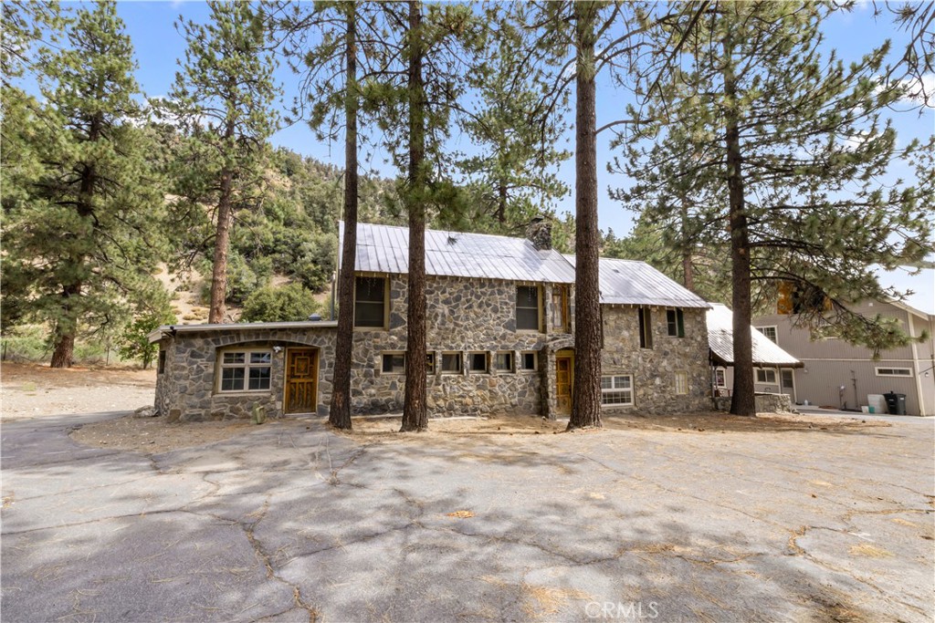 1576 State Highway 2 Property Photo 5