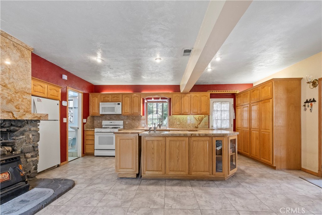 1576 State Highway 2 Property Photo 22
