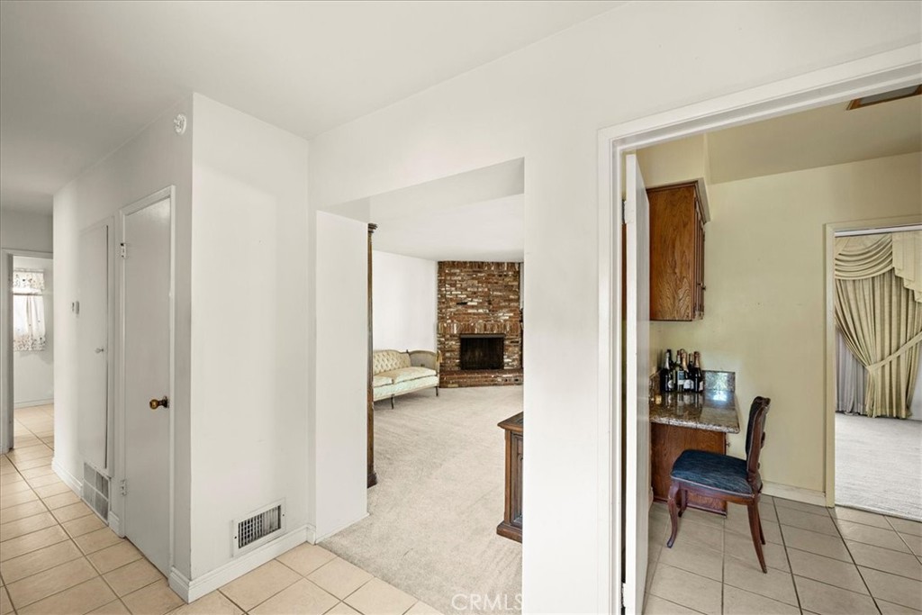 321 Catherine Park Property Photo 11