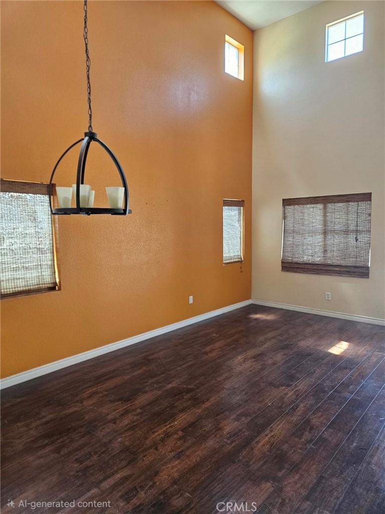 7845 Oak Court Property Photo 4