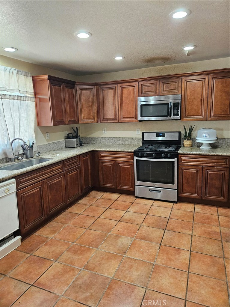 7845 Oak Court Property Photo 18