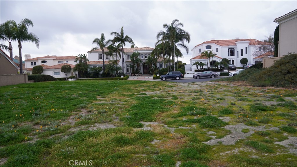 42 San Simeon Property Photo 6
