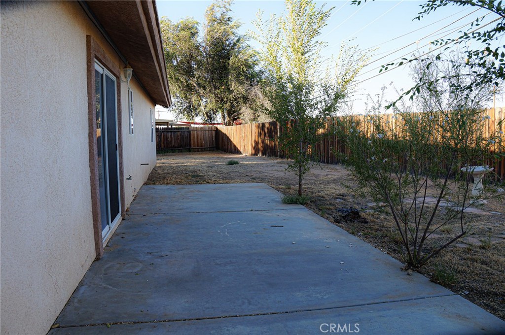 21432 Keller Court Property Photo 5