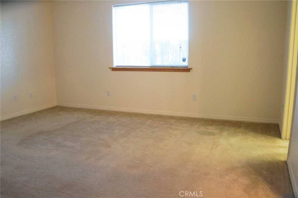 21432 Keller Court Property Photo 10