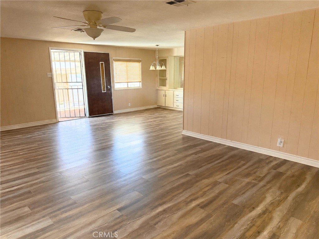15940 Stoddard Wells 56 Property Photo 6