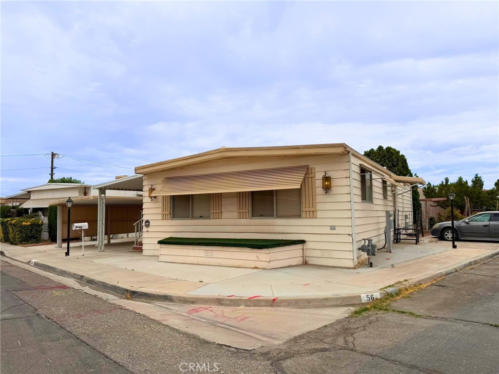 15940 Stoddard Wells 56 Property Photo 27