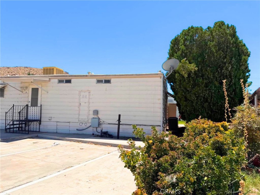 15940 Stoddard Wells 56 Property Photo 34