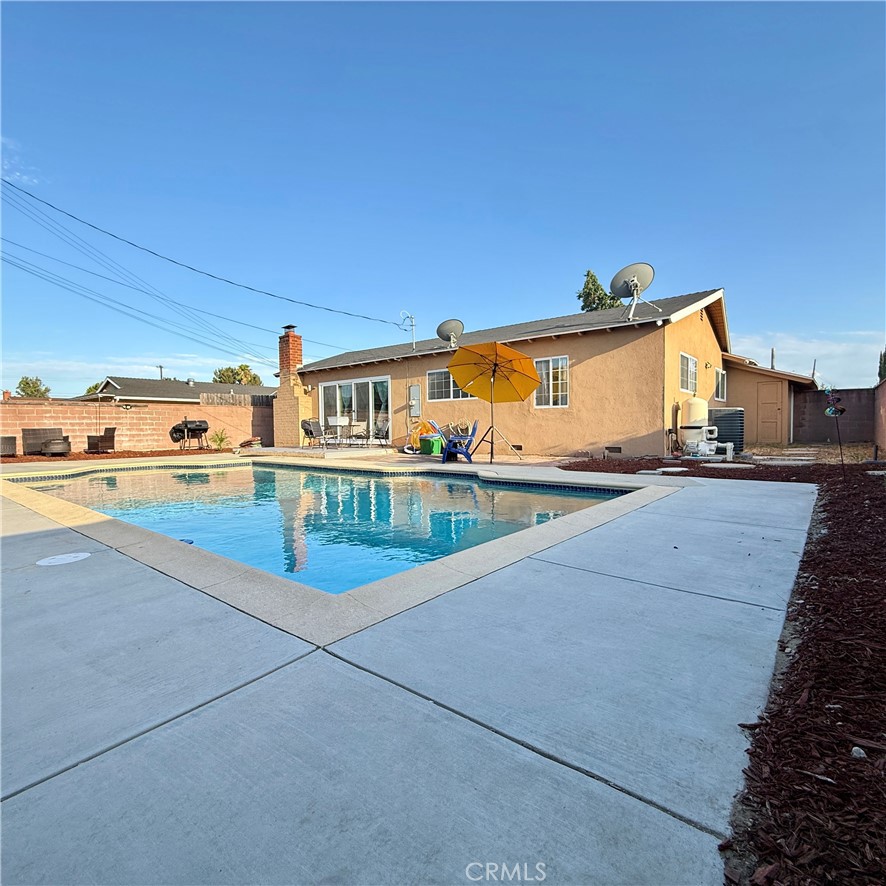 1277 Essex Property Photo 22