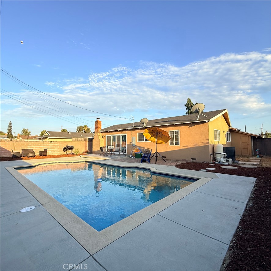1277 Essex Property Photo 25