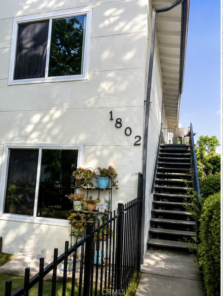 1802 Evergreen Property Photo 1