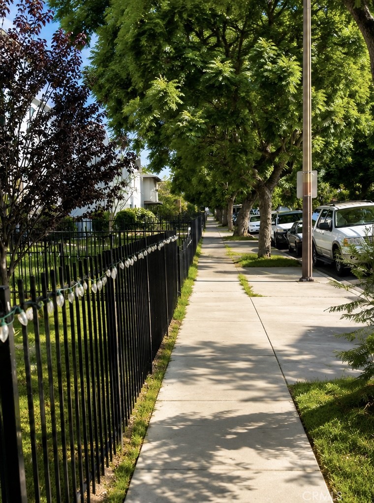 1802 Evergreen Property Photo 2