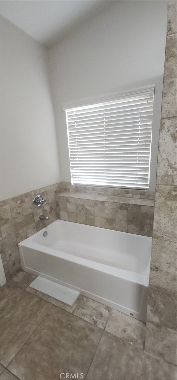 14922 Dragon Tree Property Photo 12