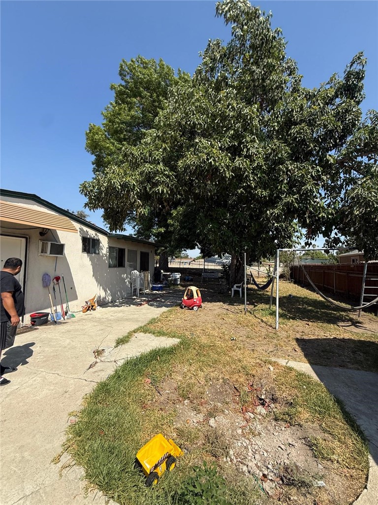 2164 Goodall Ave Property Photo 16