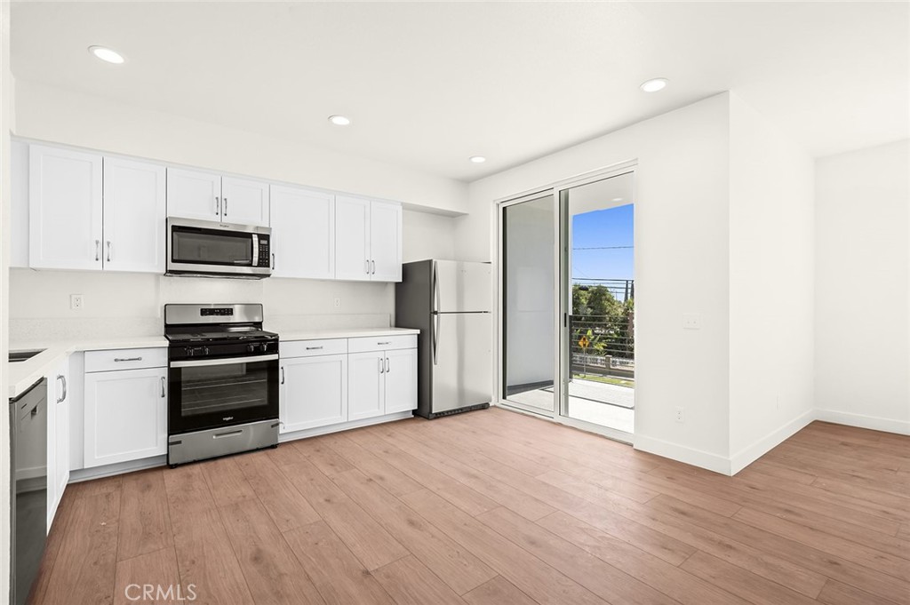 9613 Juniper Avenue 2 Property Photo 12