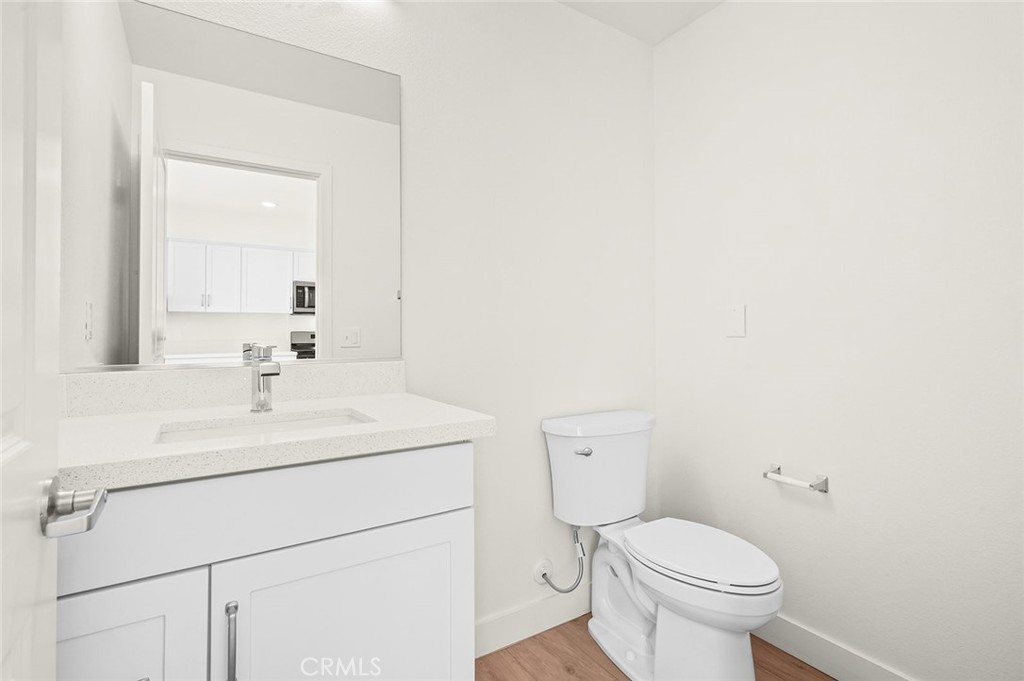 9613 Juniper Avenue 2 Property Photo 13