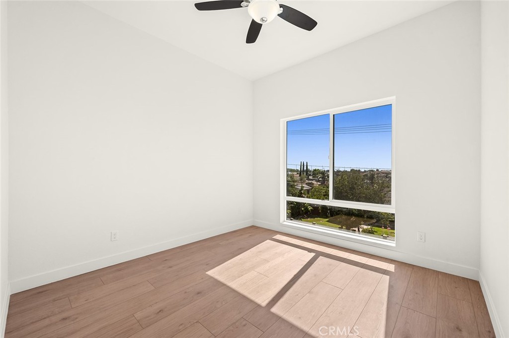9613 Juniper Avenue 2 Property Photo 17