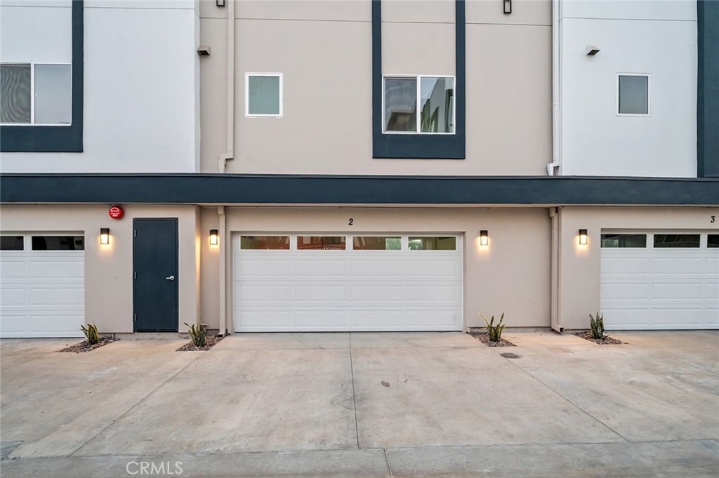 9613 Juniper Avenue 2 Property Photo 22