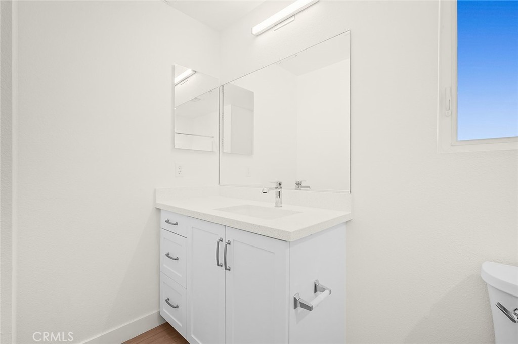 9613 Juniper Avenue 2 Property Photo 23
