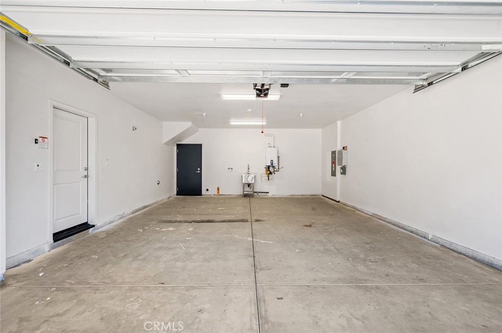 9613 Juniper Avenue 2 Property Photo 27