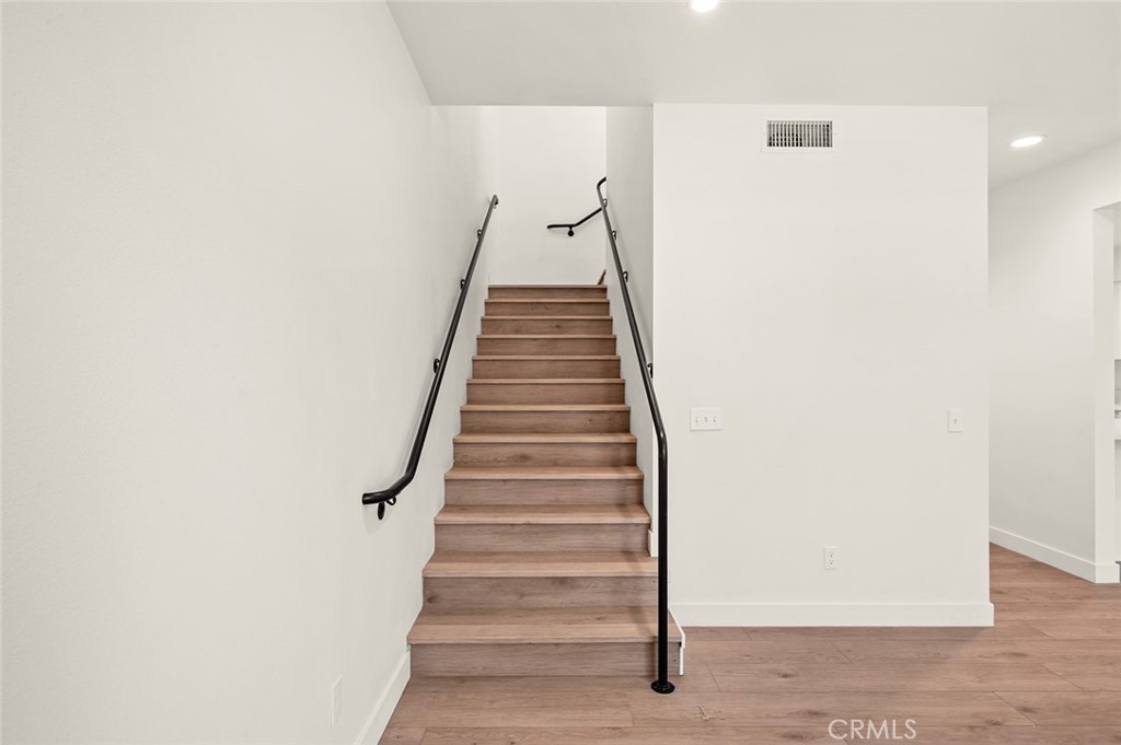 9613 Juniper Avenue 19 Property Photo 12
